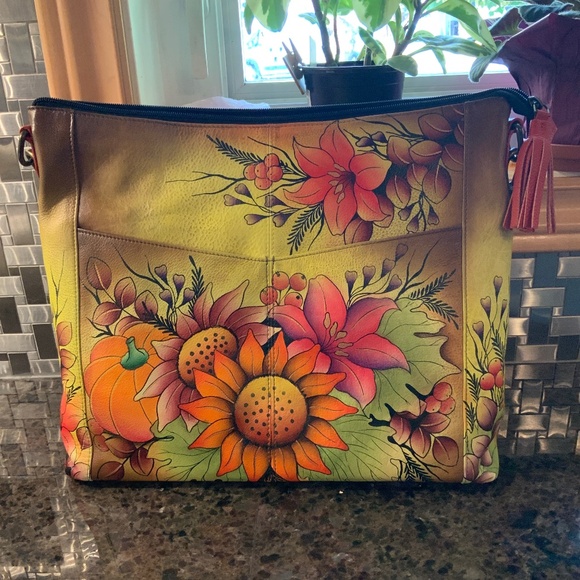 ANNA BY ANUSHKA  - HAND PAINTED HANDBAG - NWOT - Picture 1 of 8